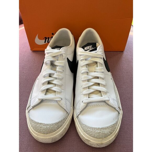 Nike Blazer Low '77 Sneakers in White Black Sail 8.5 with box Womens Athletic - Picture 10 of 17